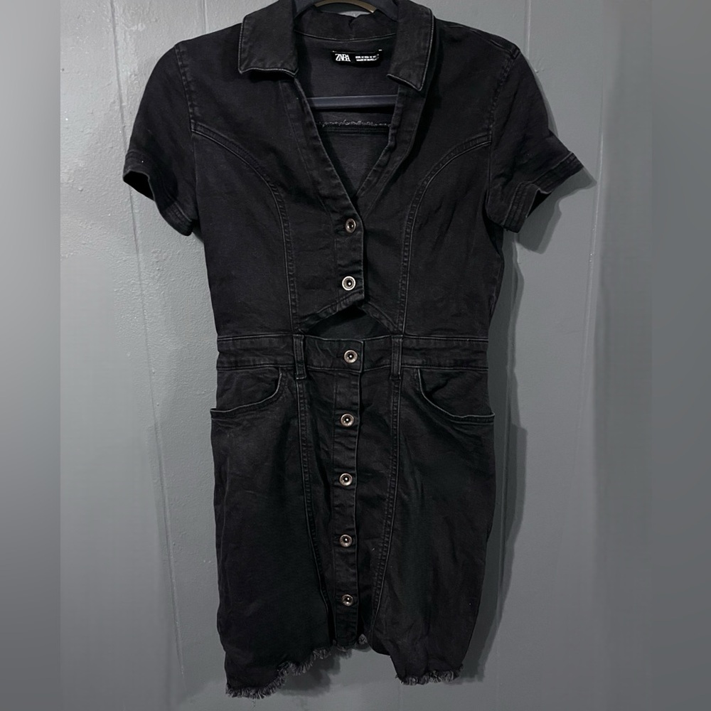 Super cute mid length black denim dress
